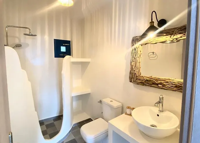 Castle View * Panteli